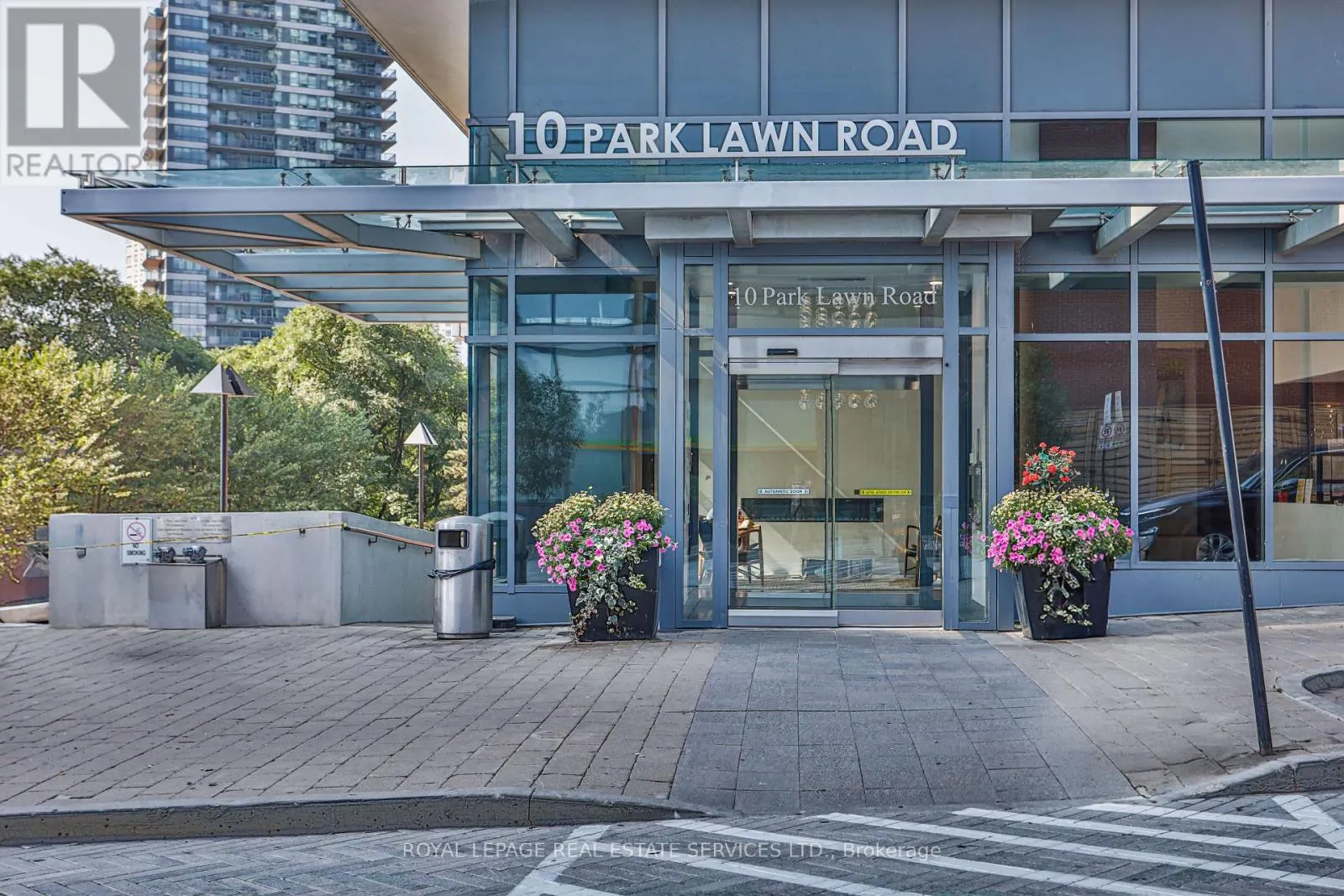 3507 - 10 PARK LAWN ROAD