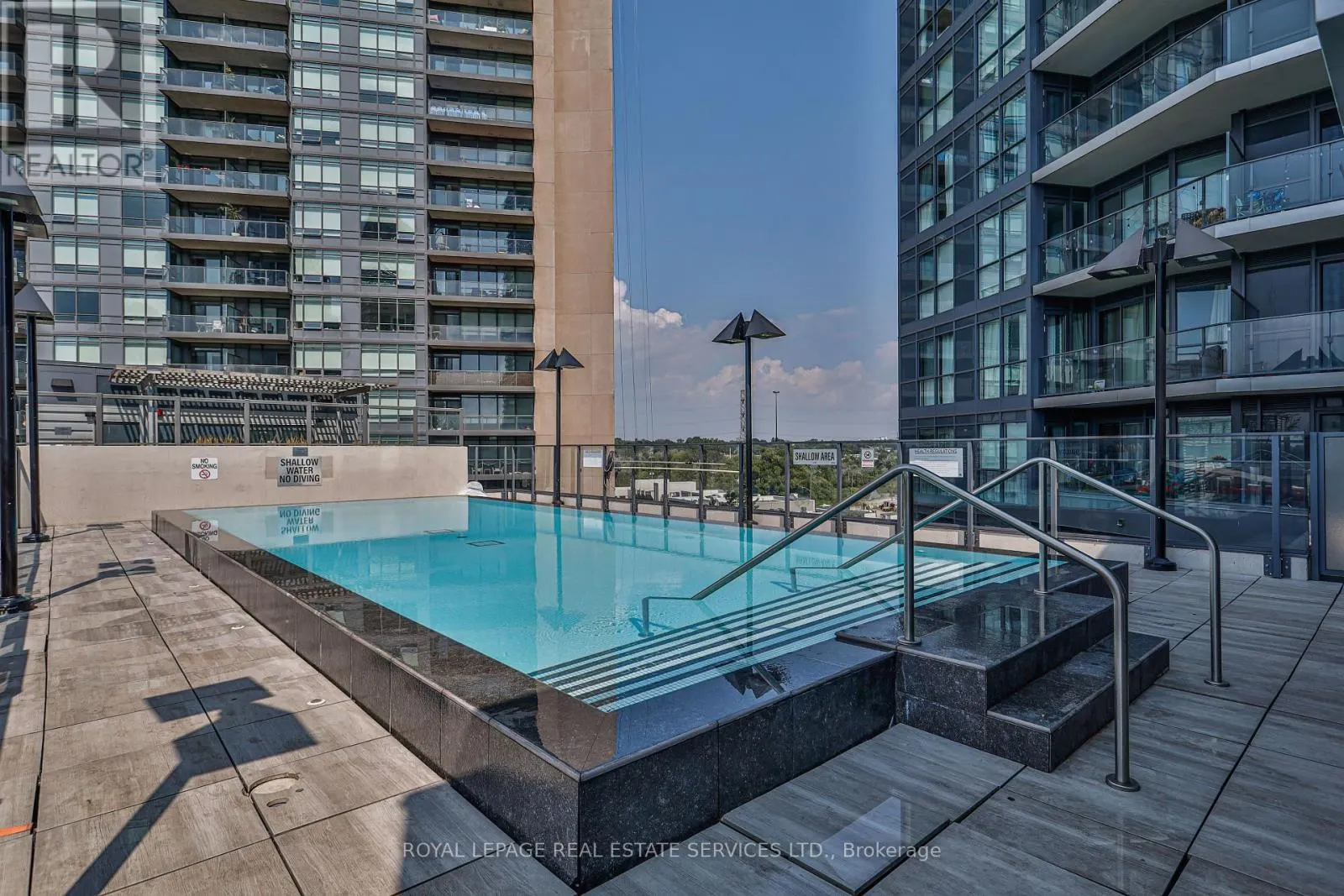 3507 - 10 PARK LAWN ROAD