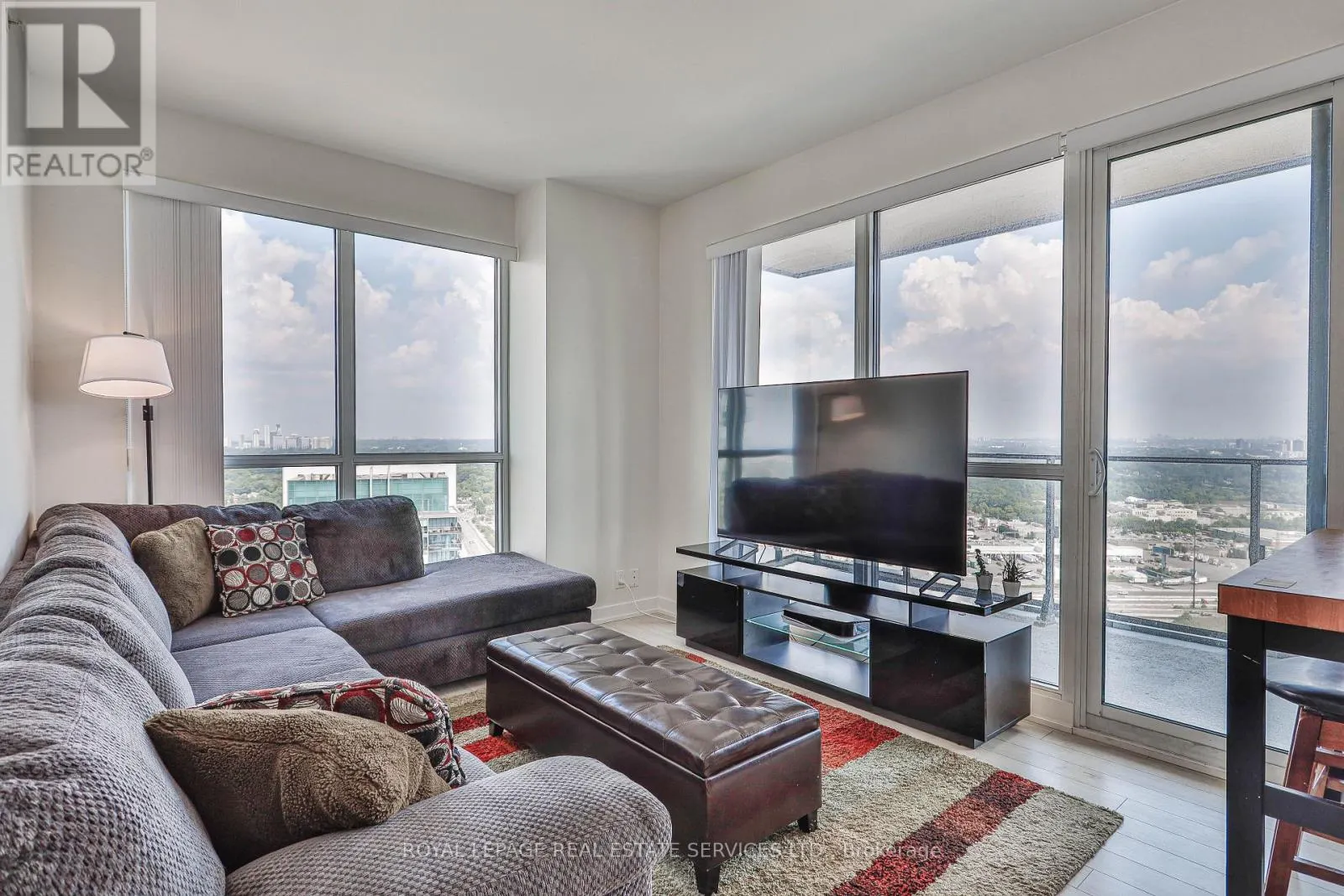 3507 - 10 PARK LAWN ROAD
