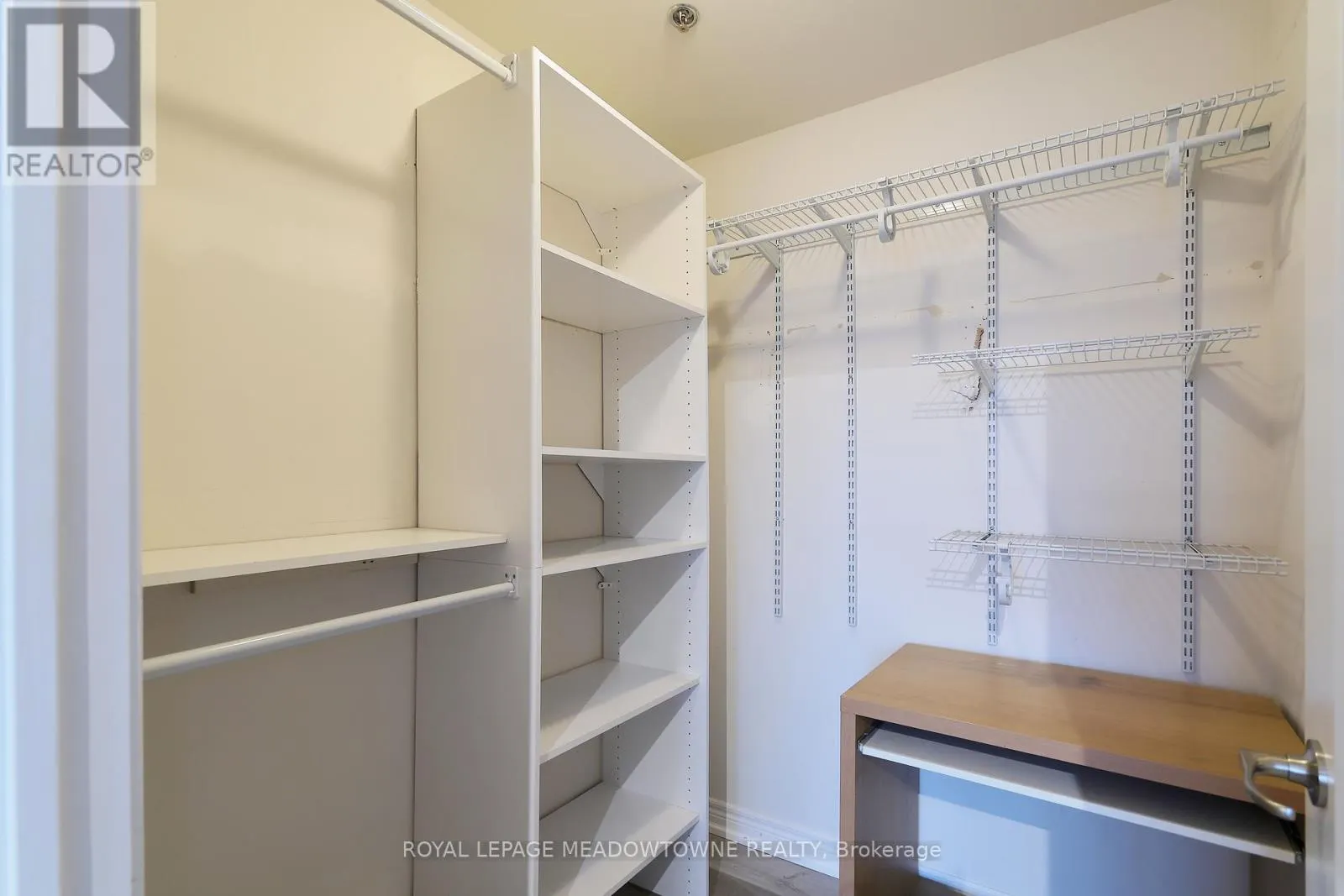 306 - 1421 COSTIGAN ROAD