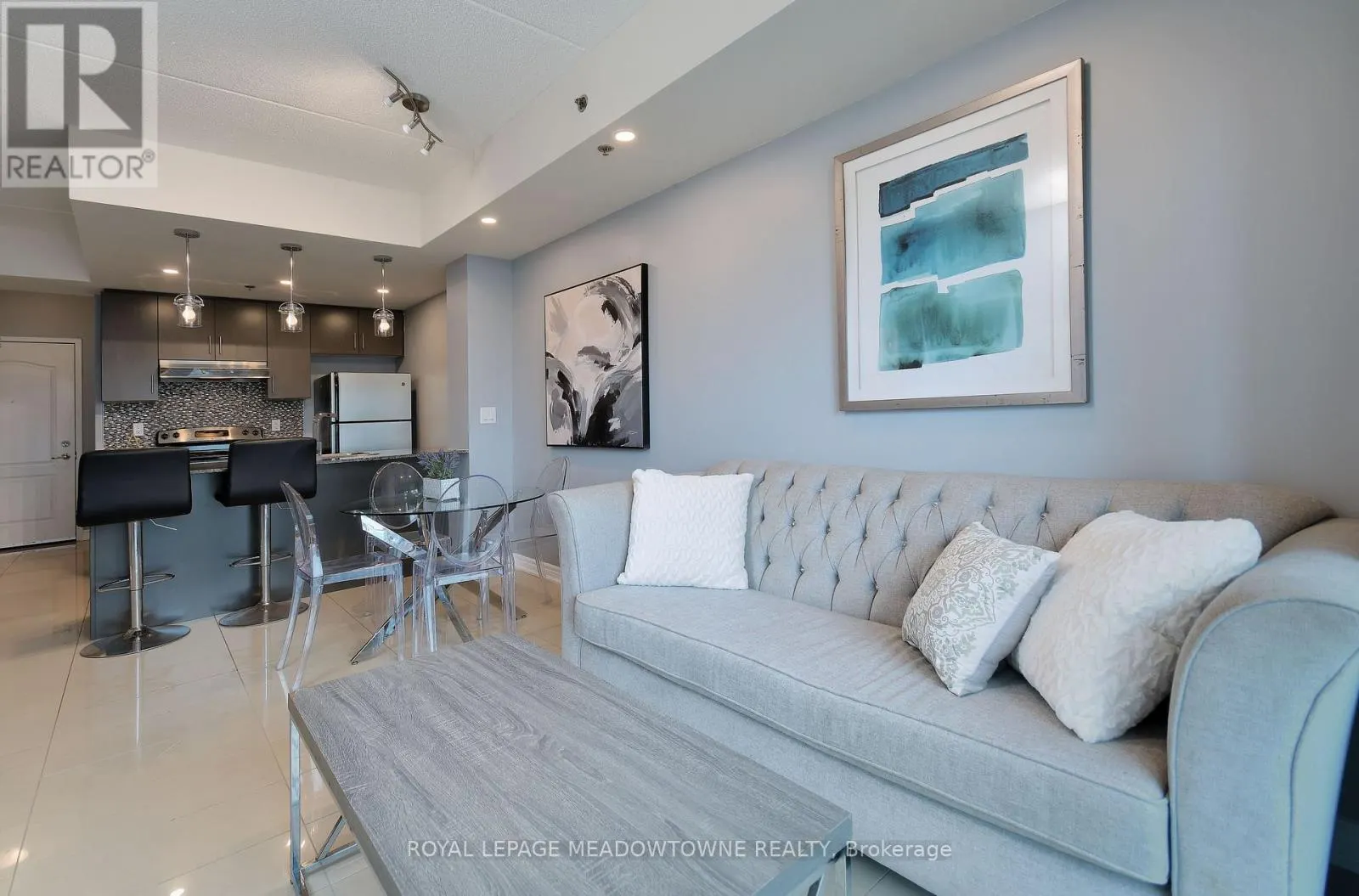 306 - 1421 COSTIGAN ROAD