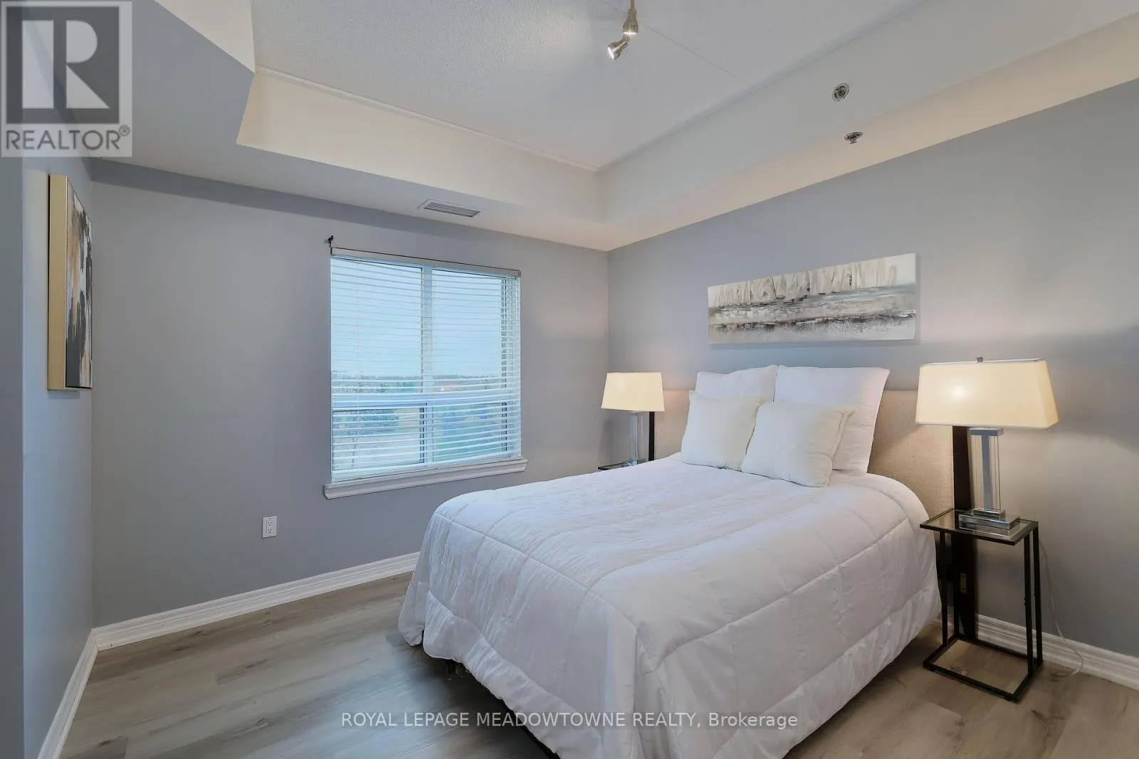 306 - 1421 COSTIGAN ROAD