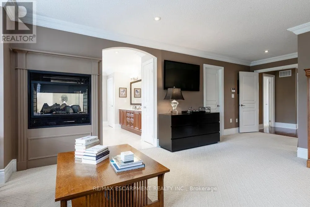 4212 KANE CRESCENT