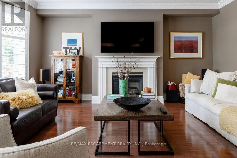 4212 KANE CRESCENT