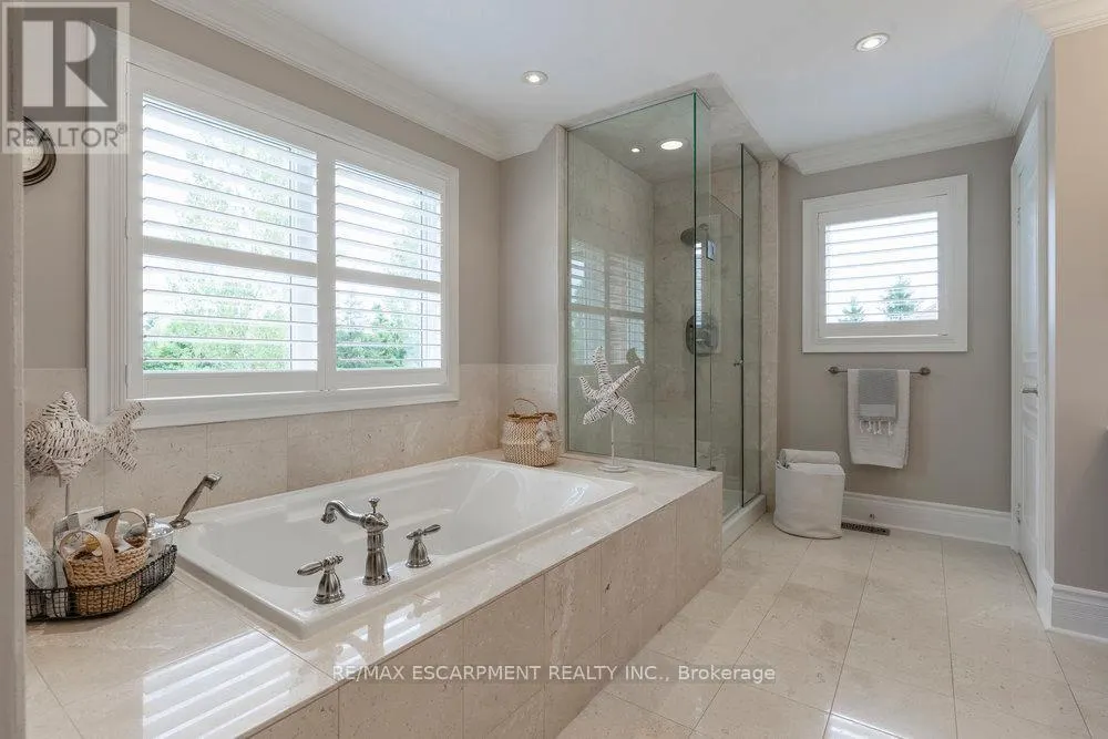 4212 KANE CRESCENT