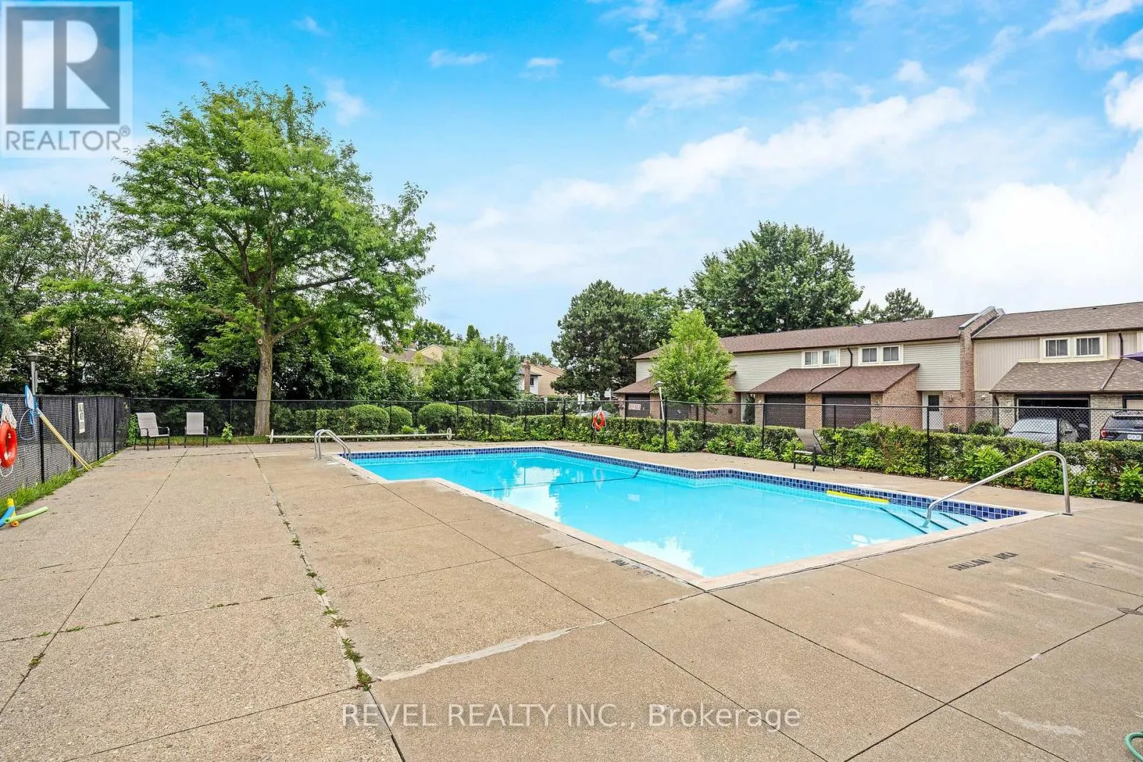 34 - 341 WILSON DRIVE