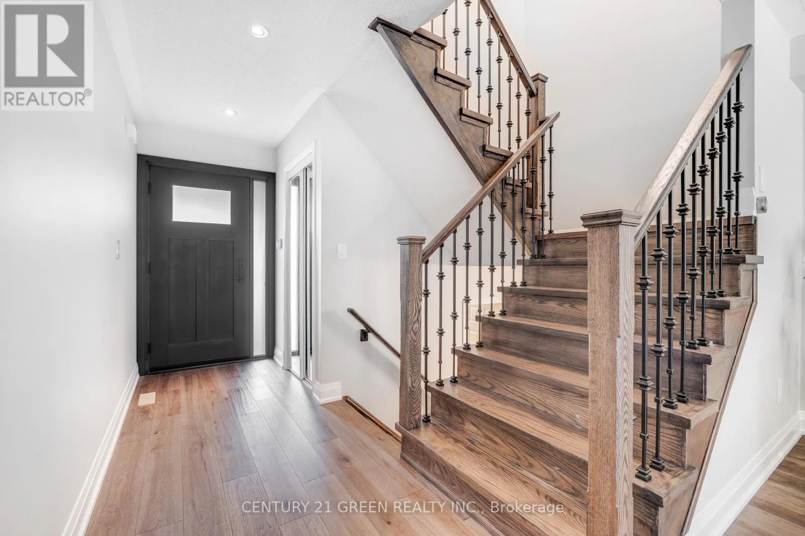 668 PORTER WAY