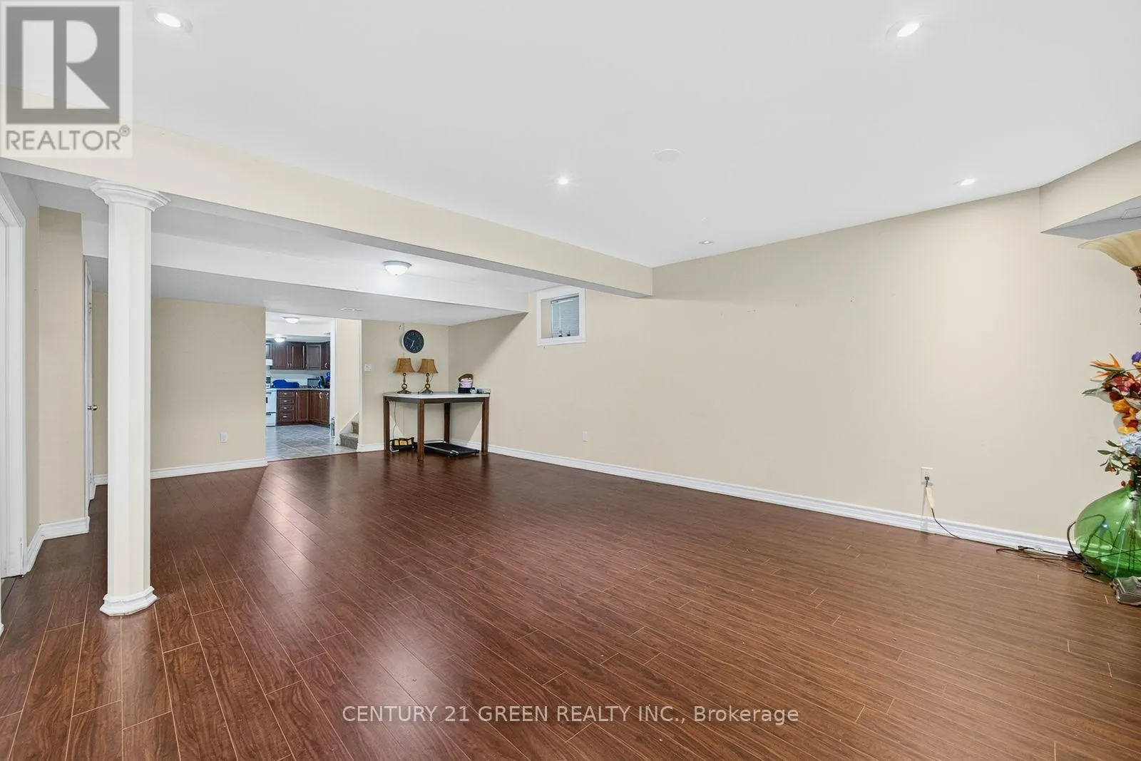 936 RIGO CROSSING