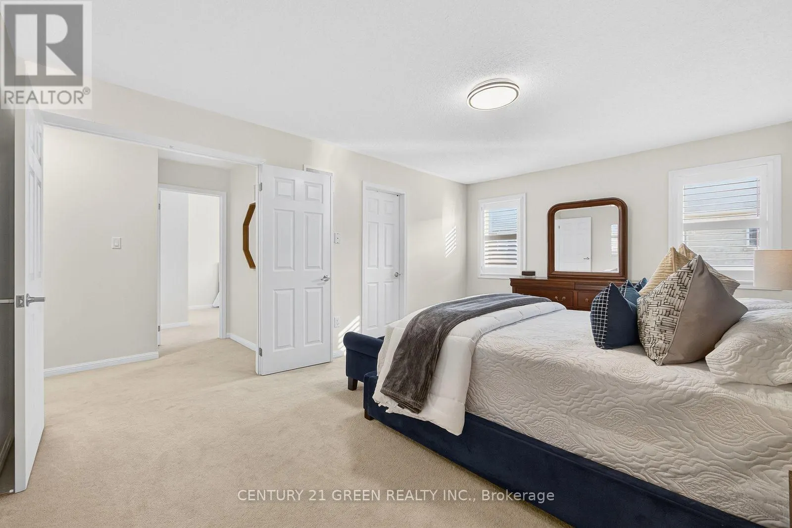 936 RIGO CROSSING
