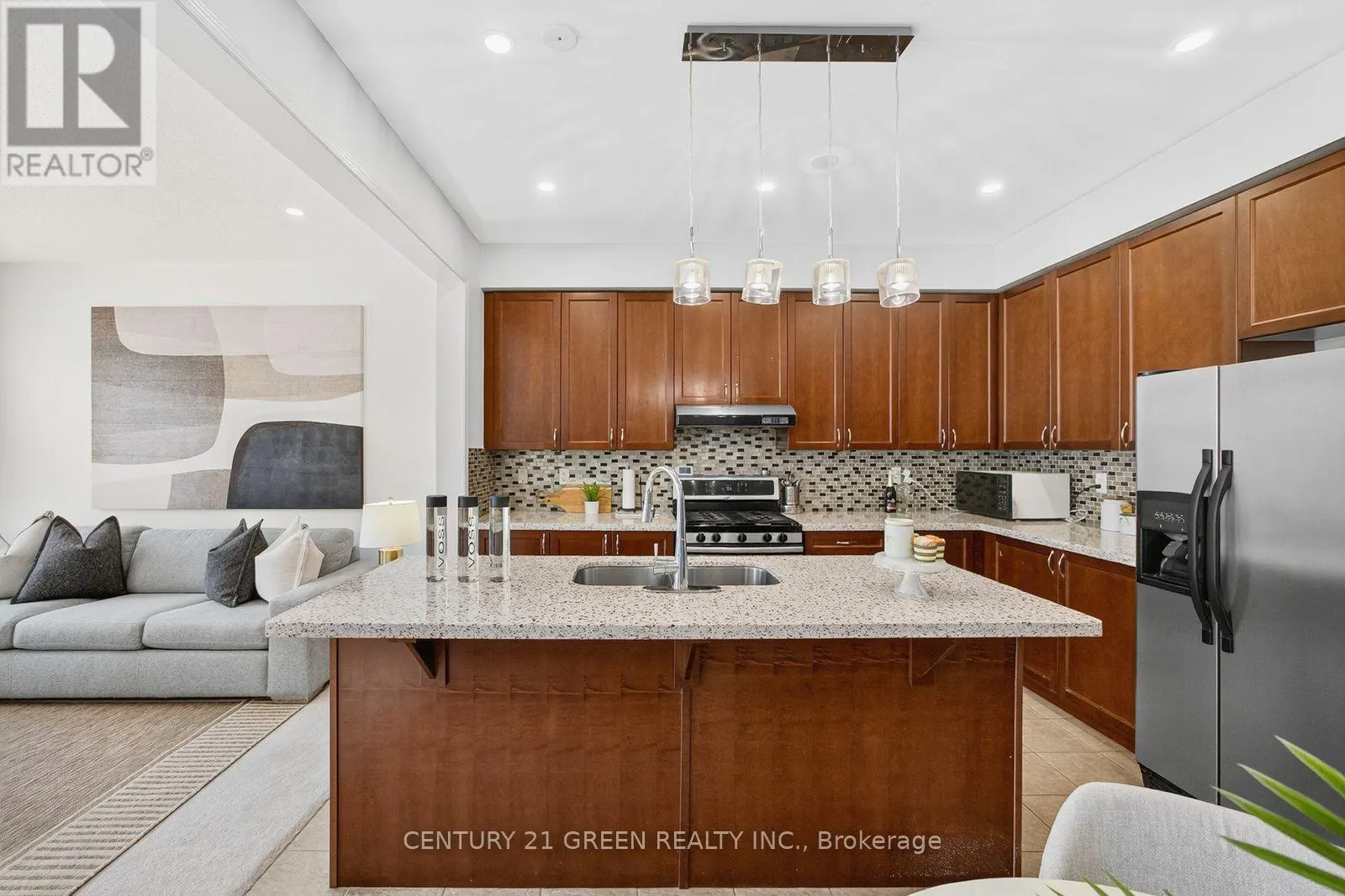 936 RIGO CROSSING