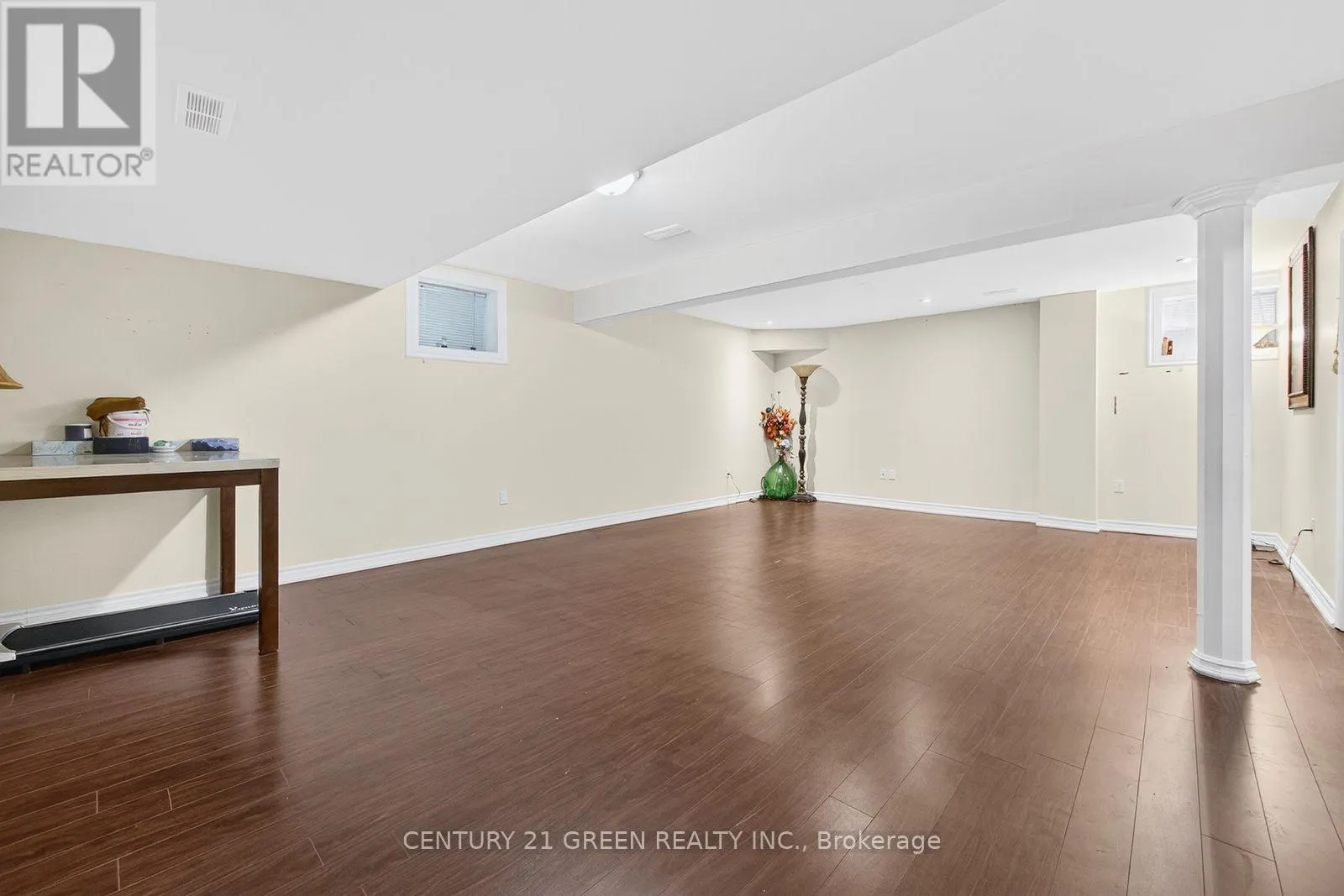 936 RIGO CROSSING