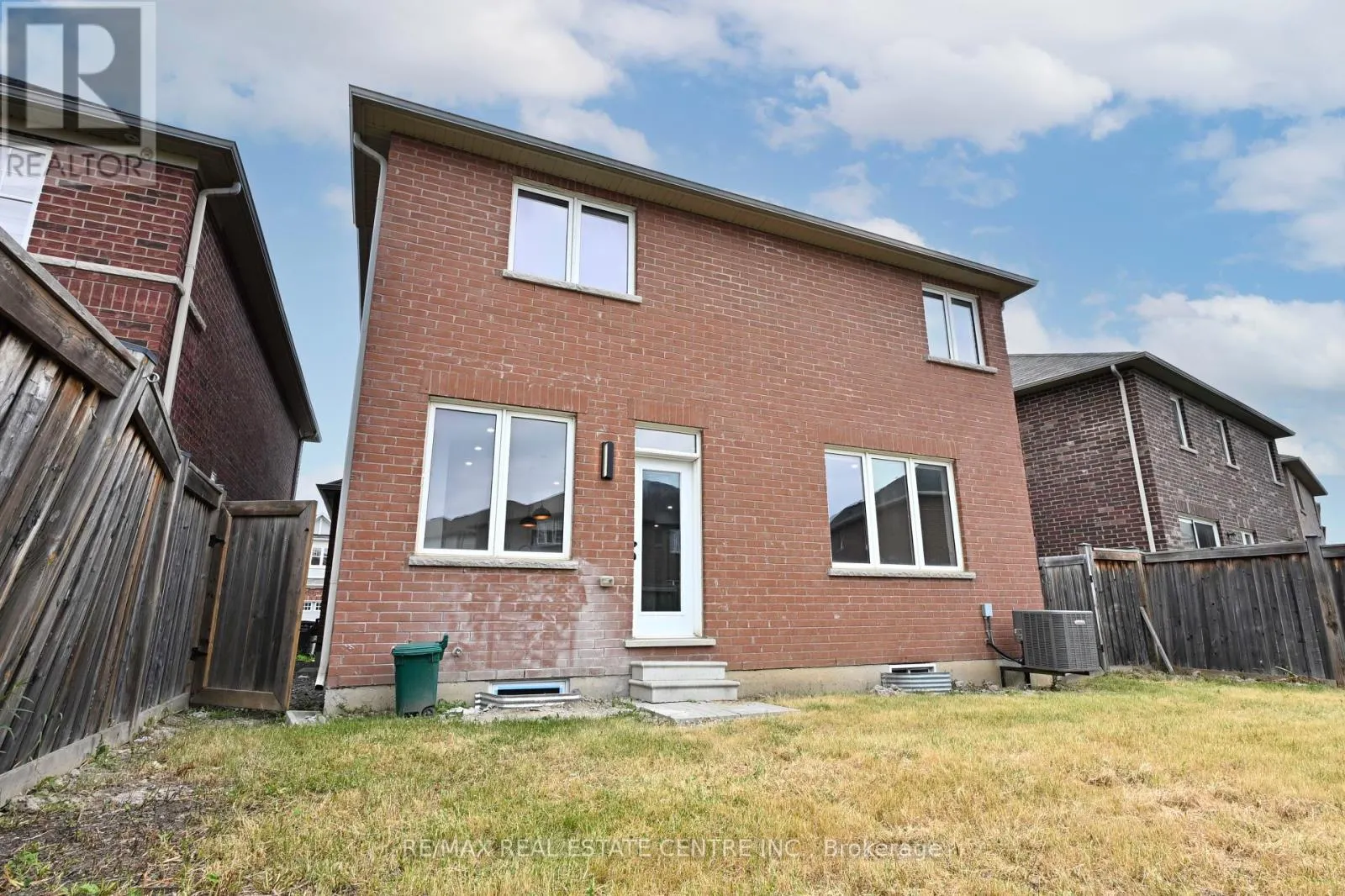 25 GILTSPUR ROAD
