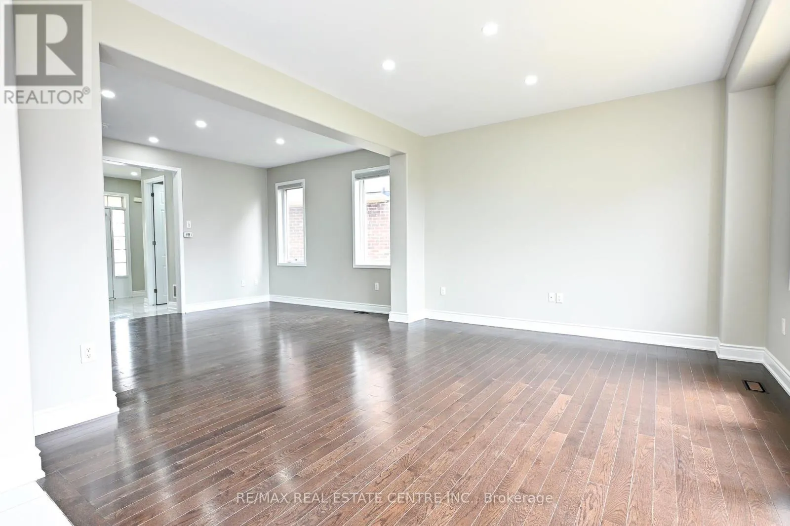 25 GILTSPUR ROAD