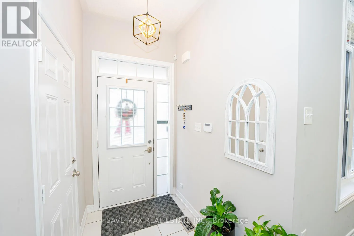 32 YELLOW SORREL ROAD
