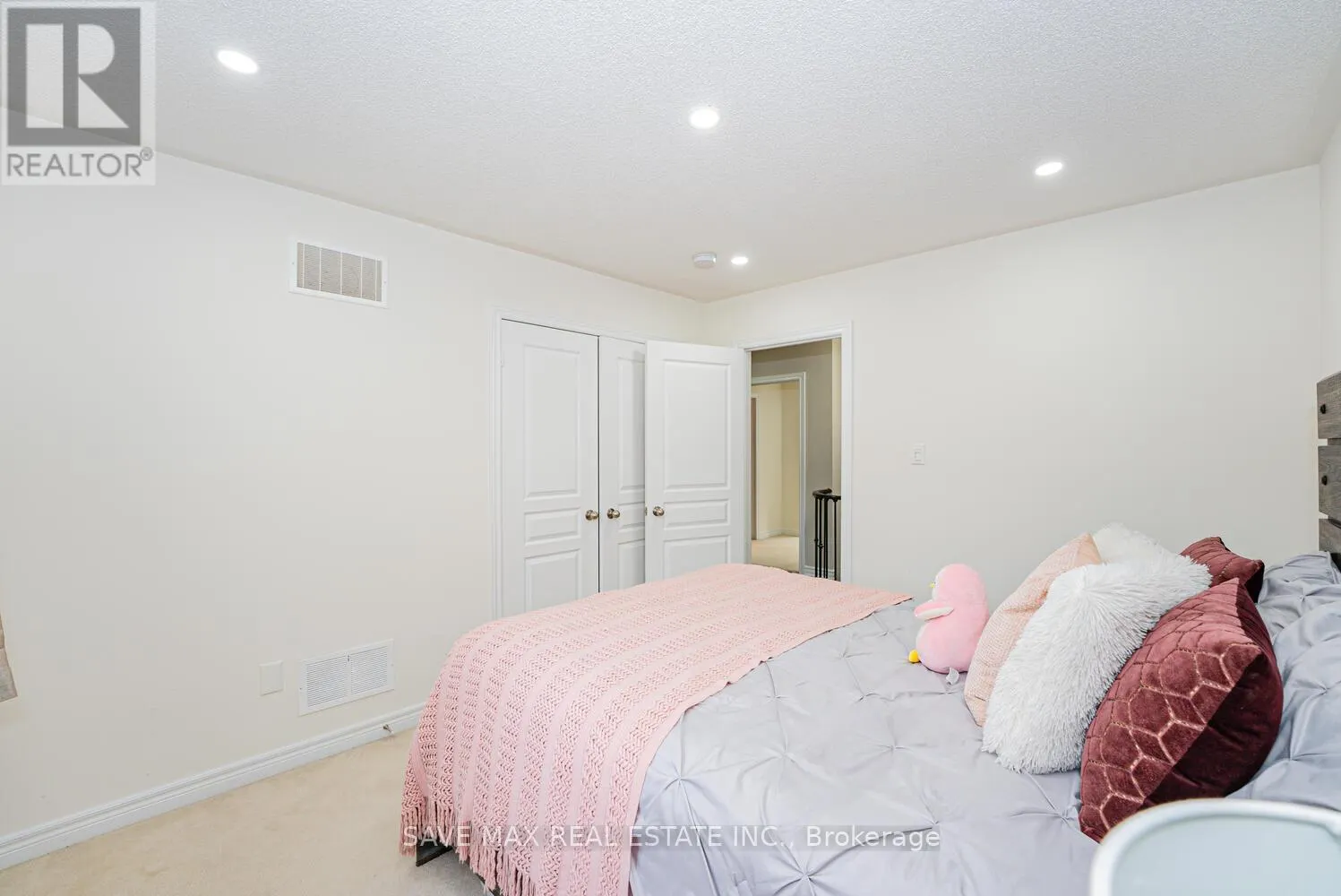 32 YELLOW SORREL ROAD