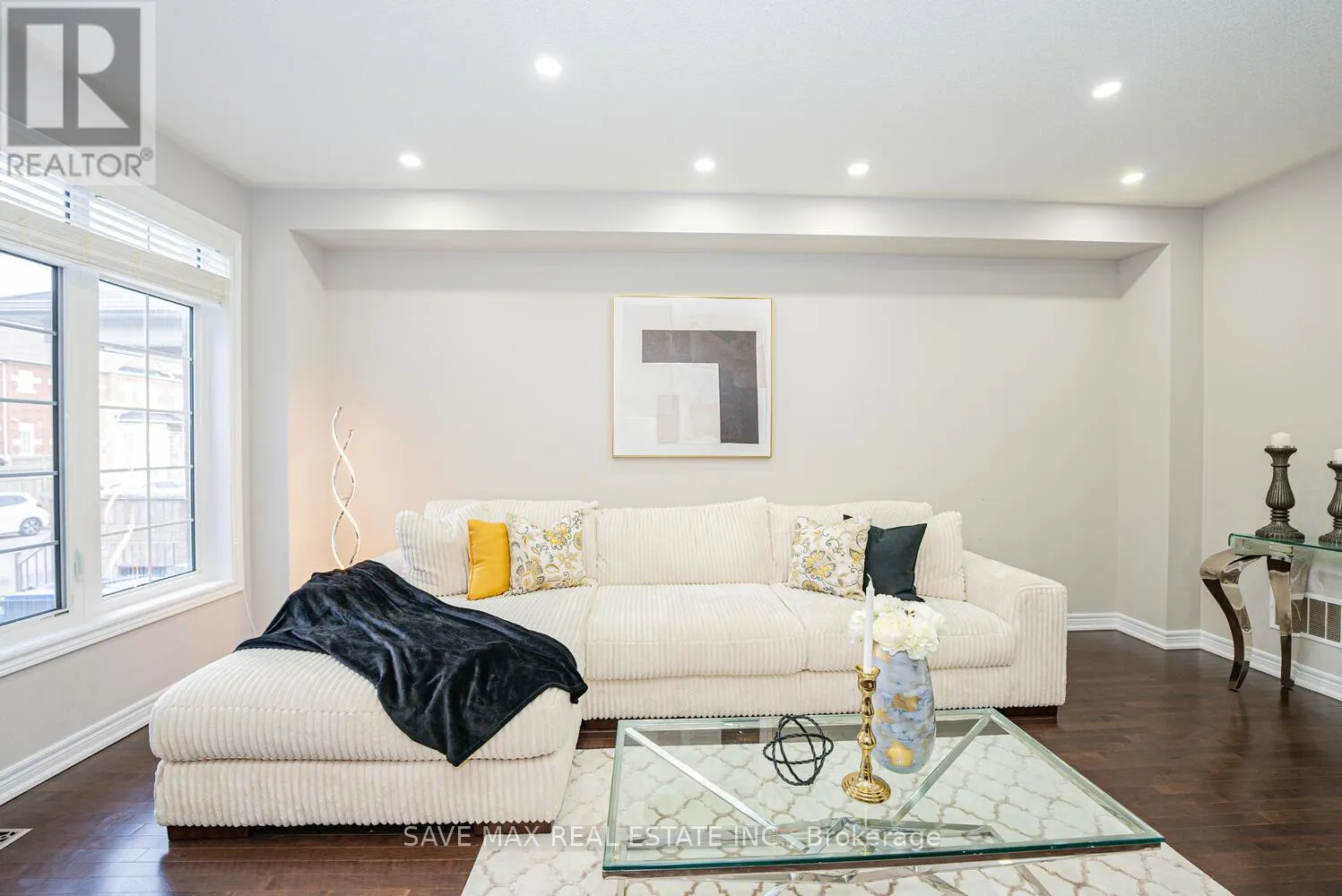 32 YELLOW SORREL ROAD