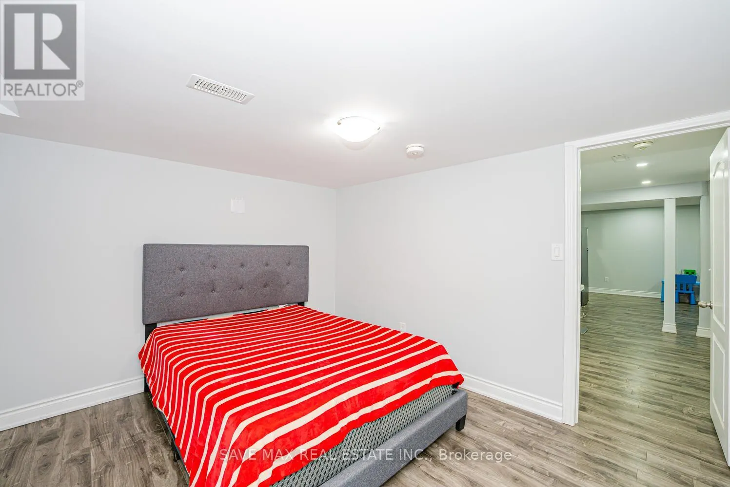 32 YELLOW SORREL ROAD
