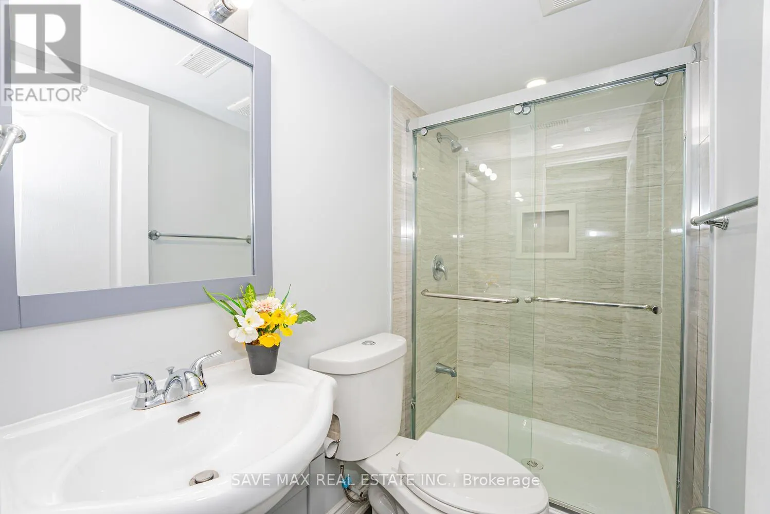 32 YELLOW SORREL ROAD