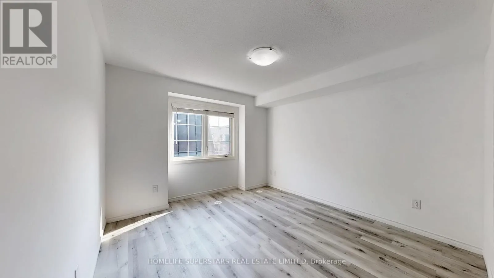 42-02 - 2420 BARONWOOD DRIVE