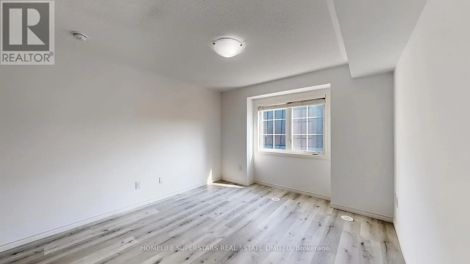 42-02 - 2420 BARONWOOD DRIVE