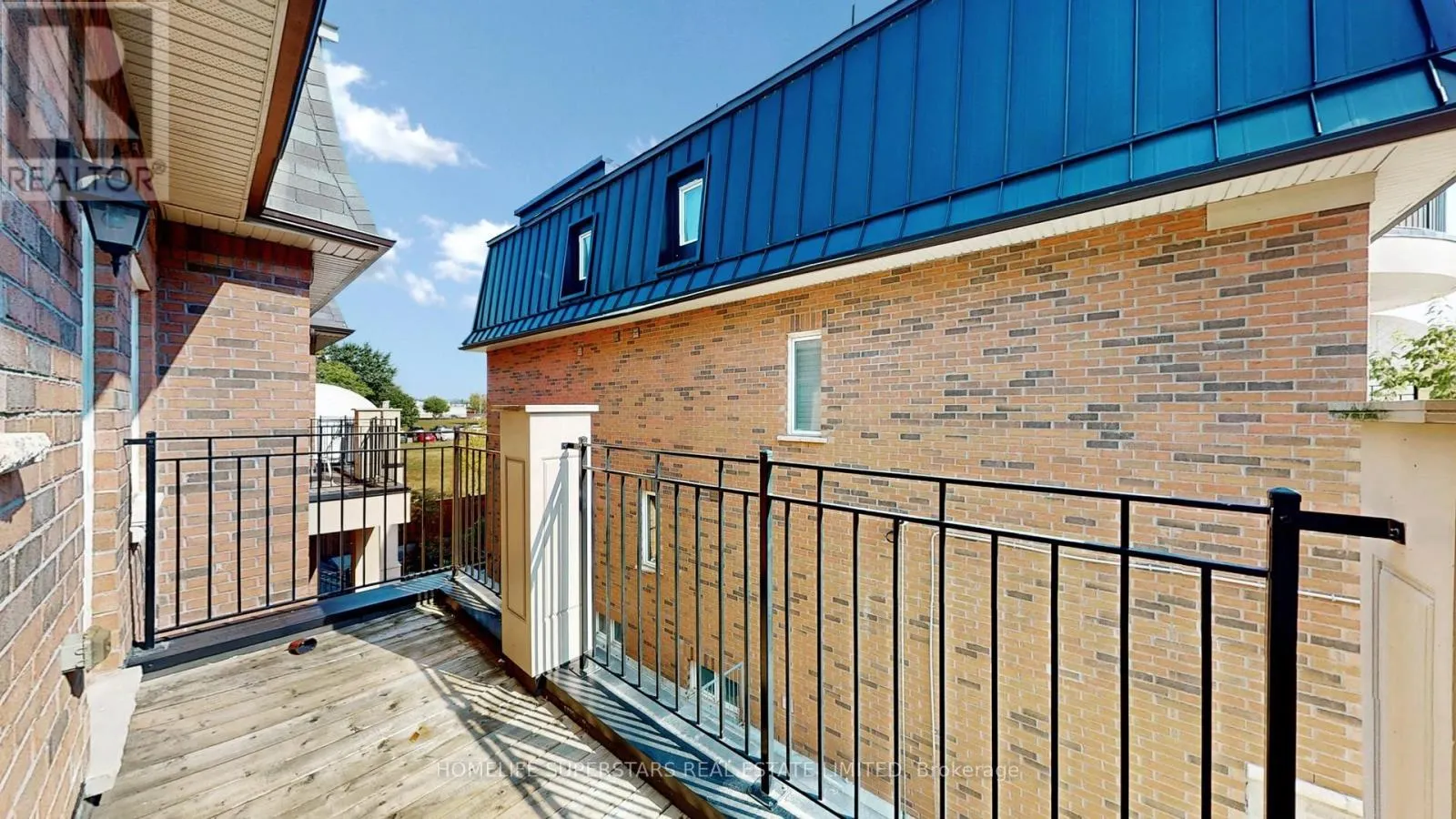 42-02 - 2420 BARONWOOD DRIVE