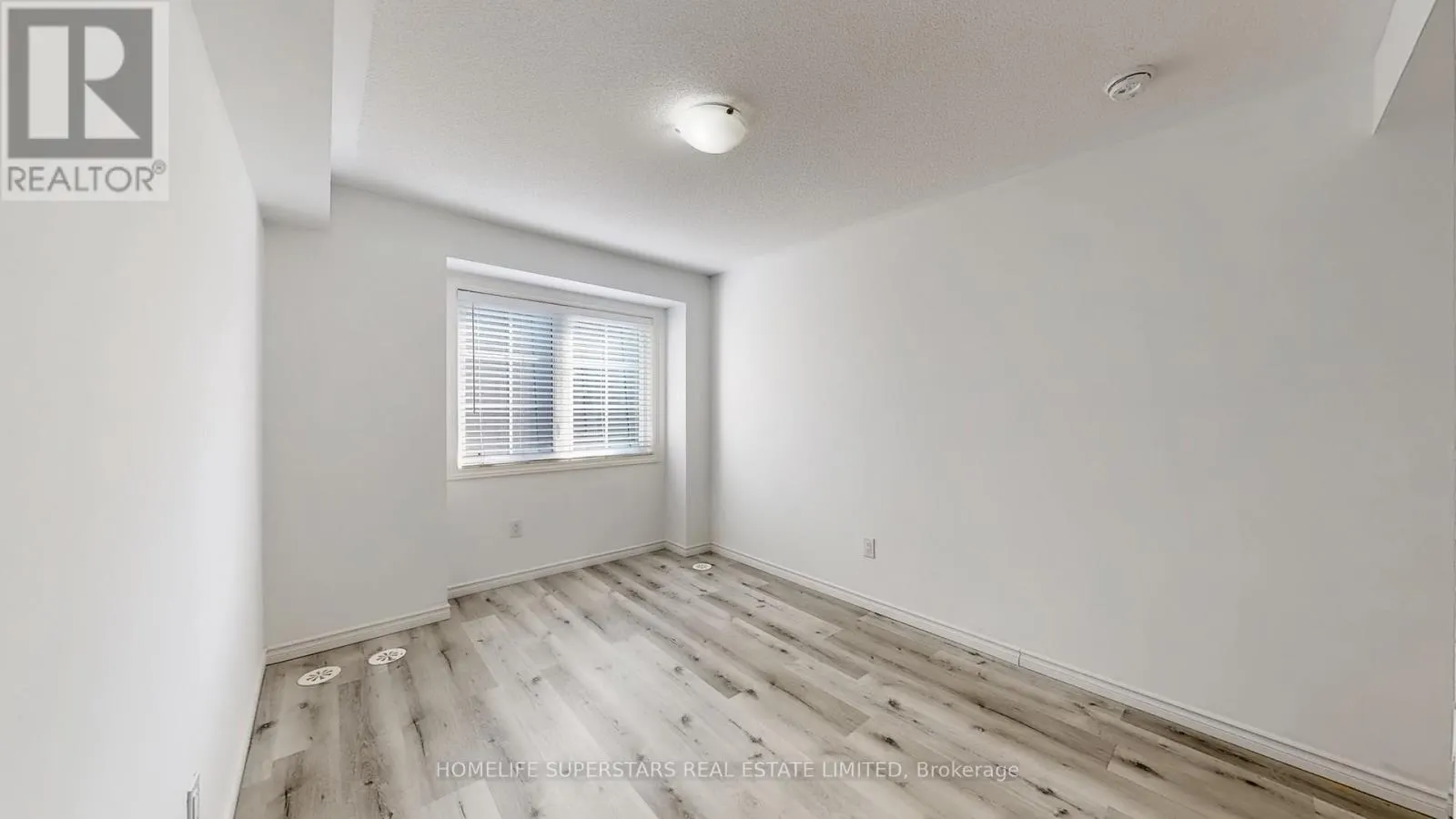 42-02 - 2420 BARONWOOD DRIVE