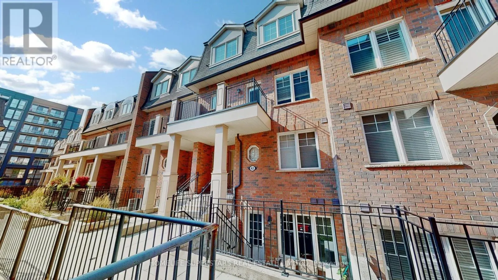 42-02 - 2420 BARONWOOD DRIVE