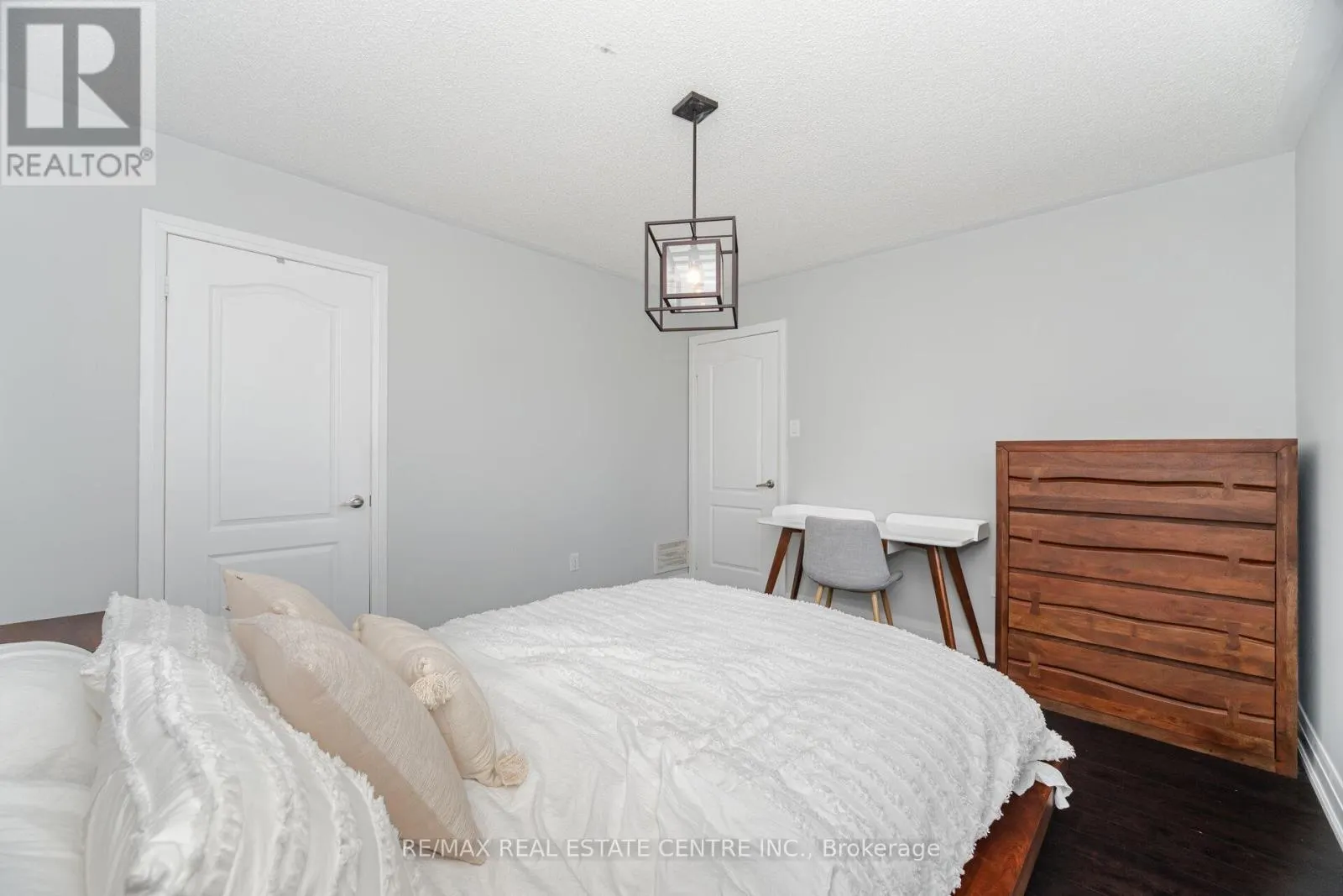 8 DUFFIELD ROAD