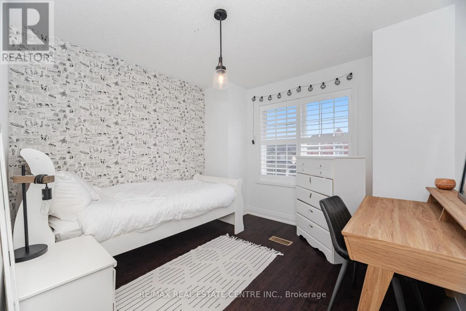 8 DUFFIELD ROAD