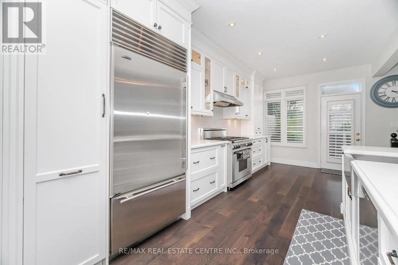 35 - 2295 ROCHESTER CIRCLE