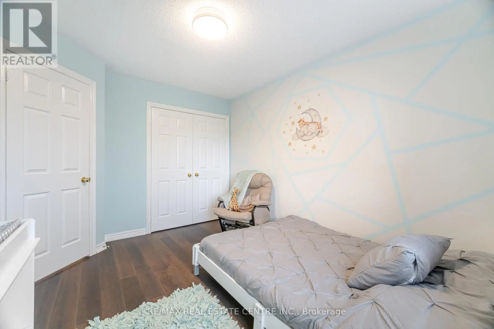 35 - 2295 ROCHESTER CIRCLE
