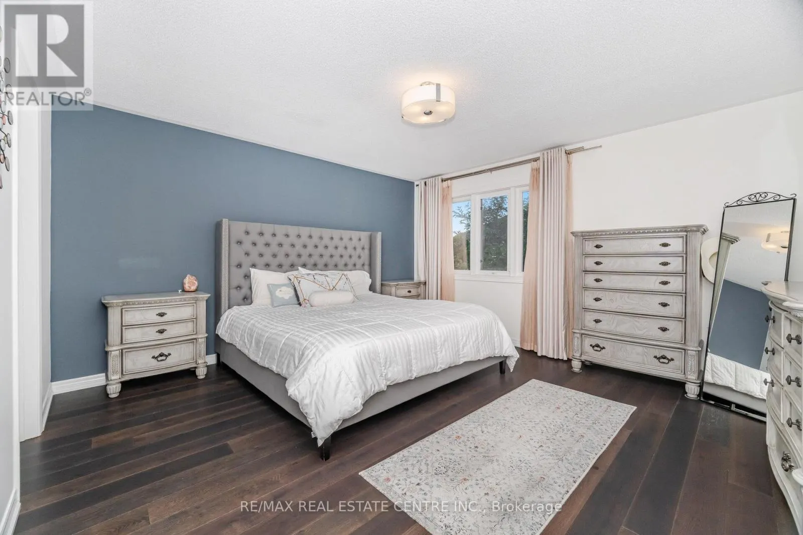 35 - 2295 ROCHESTER CIRCLE