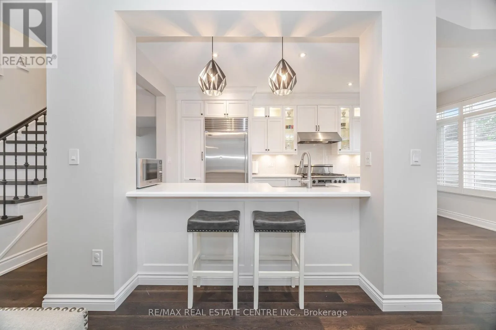 35 - 2295 ROCHESTER CIRCLE