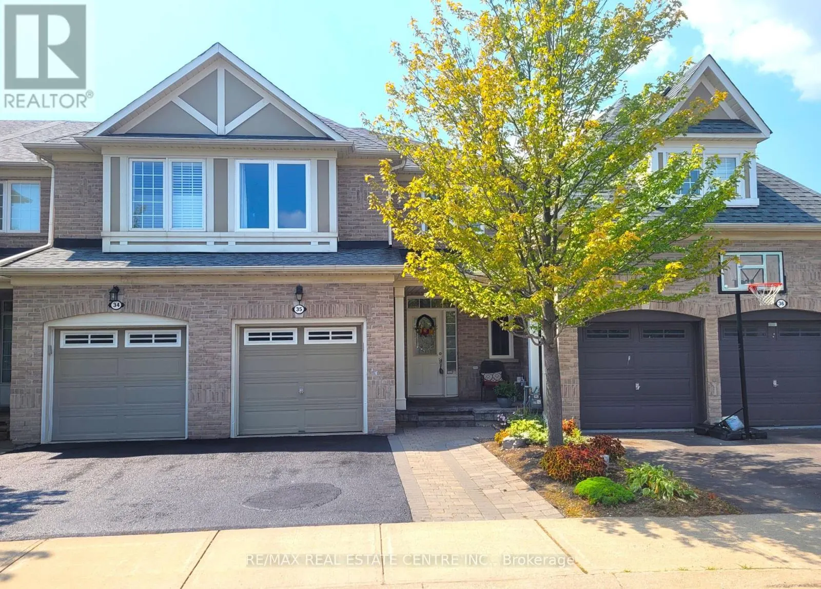 35 - 2295 ROCHESTER CIRCLE