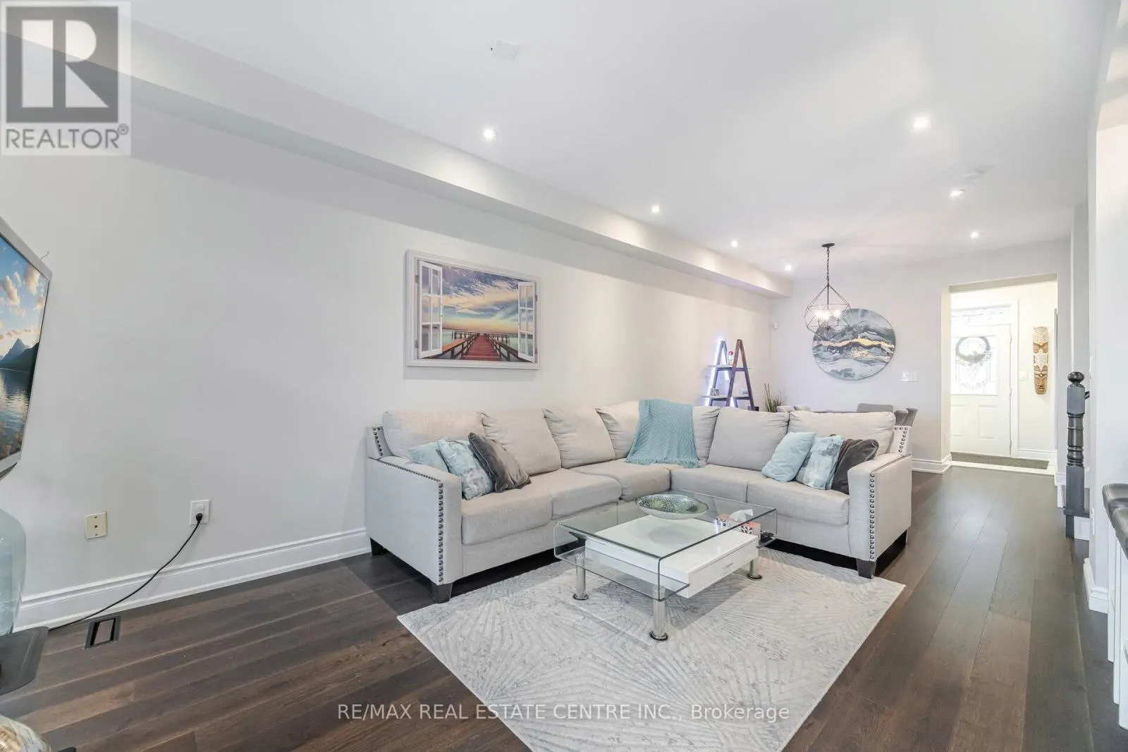 35 - 2295 ROCHESTER CIRCLE