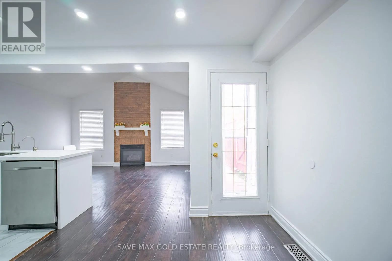 321 PERRY ROAD