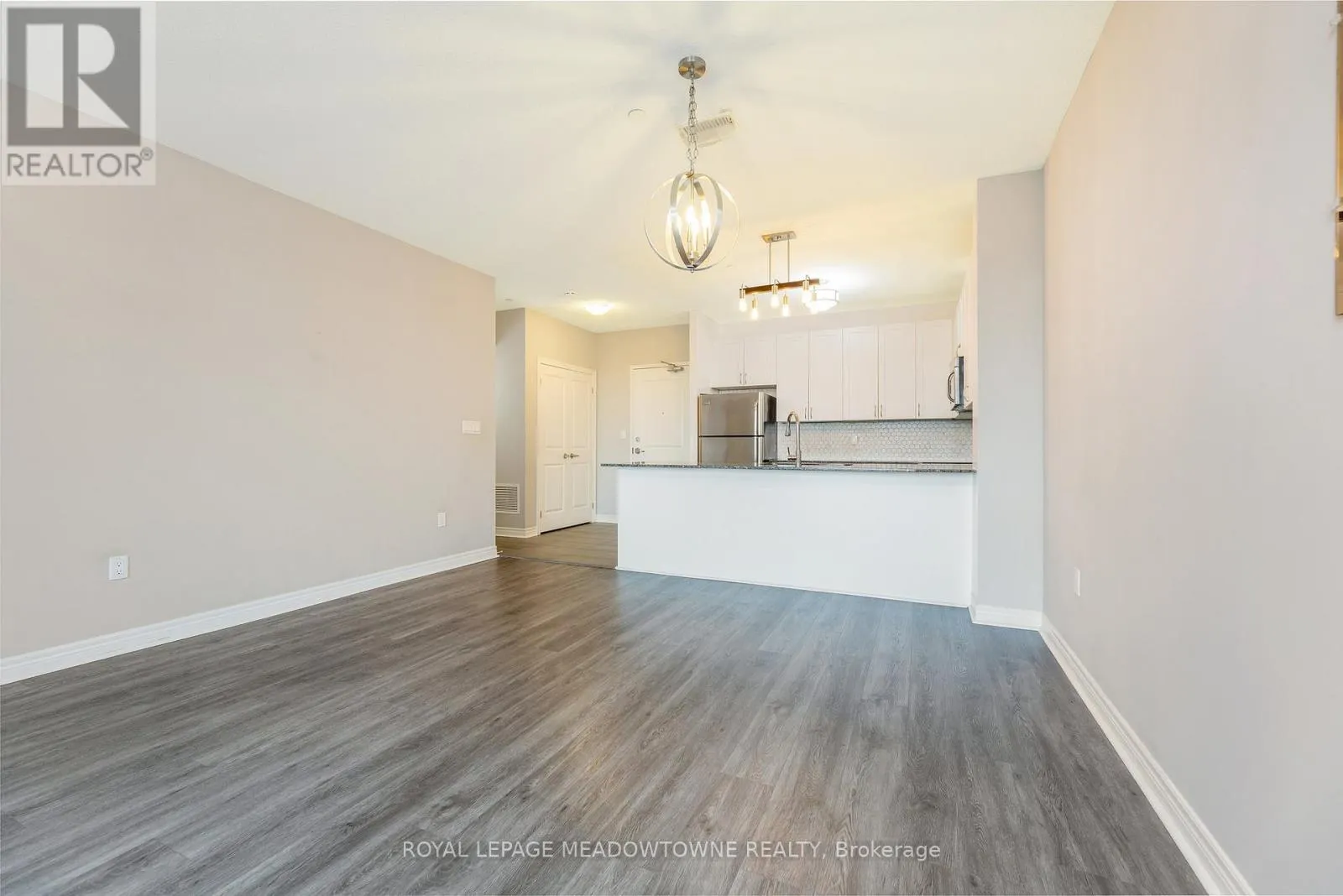 310 - 33 WHITMER STREET