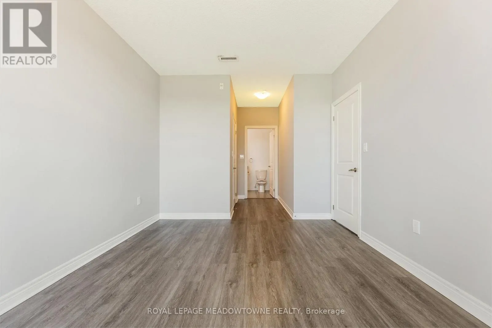 310 - 33 WHITMER STREET
