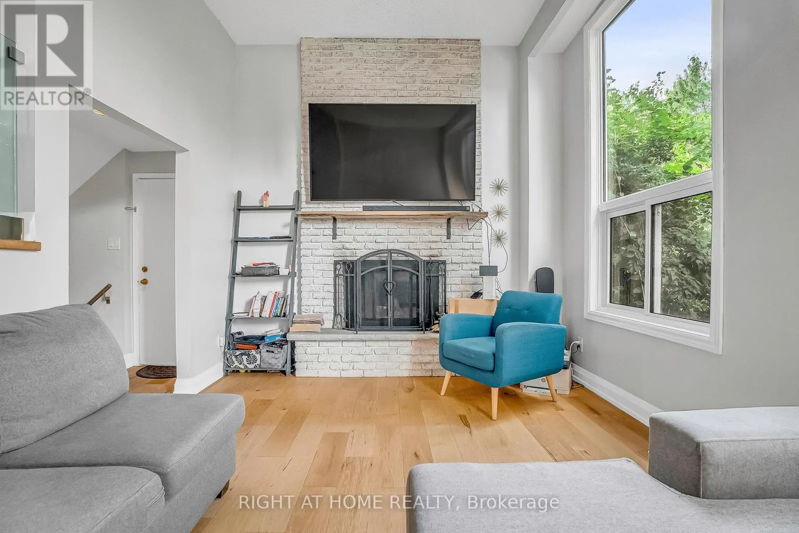 6824 AVILA ROAD