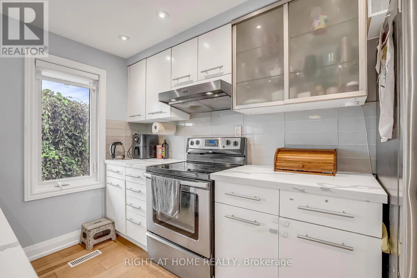 6824 AVILA ROAD