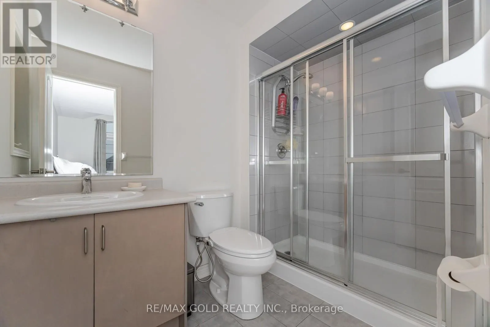 37 OBSERVATORY CRESCENT