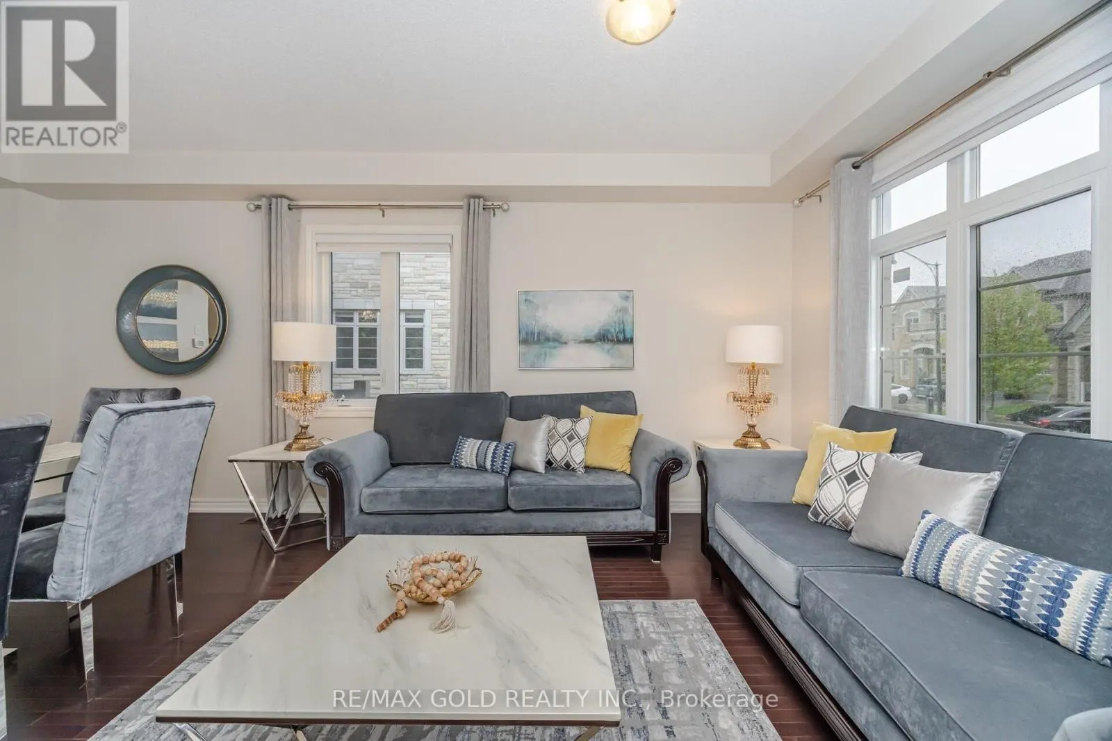37 OBSERVATORY CRESCENT
