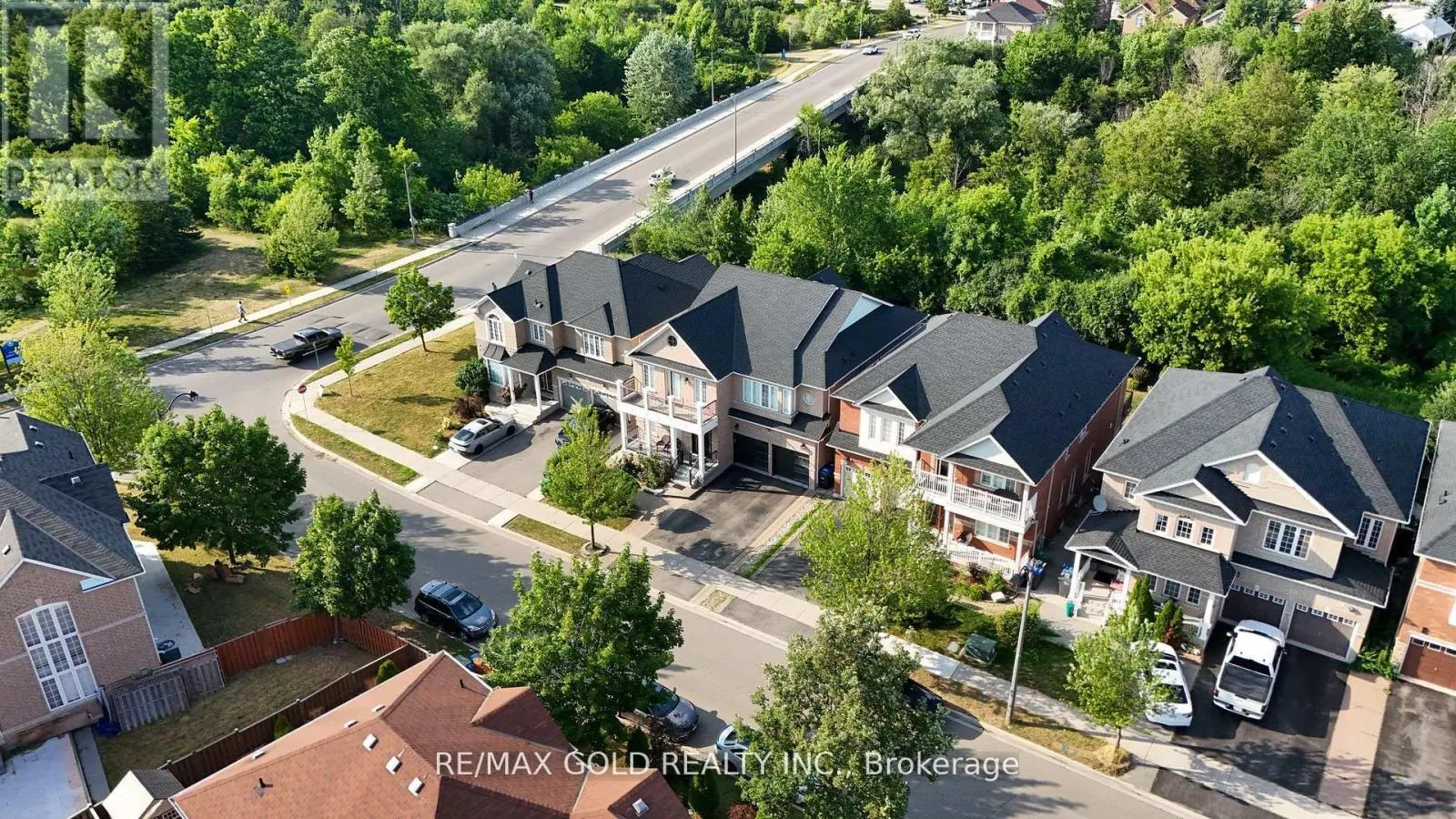 29 TENNANT DRIVE