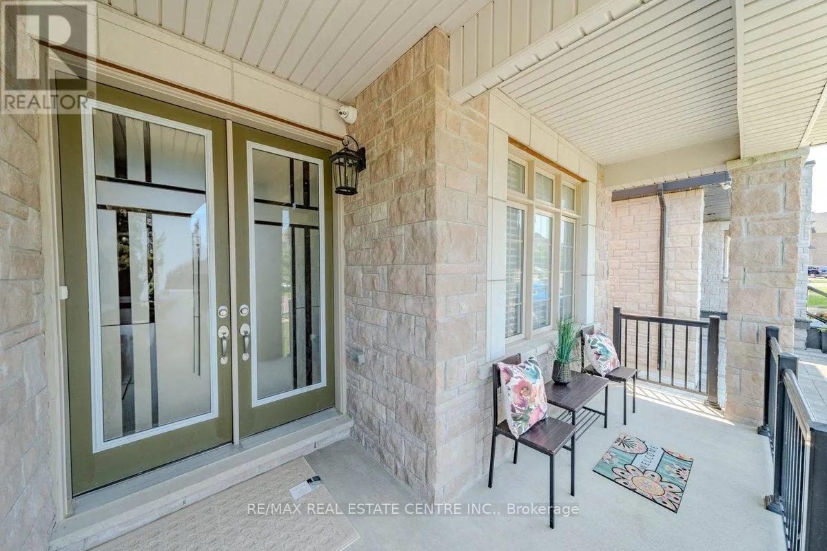 22 MALASPINA CLOSE N