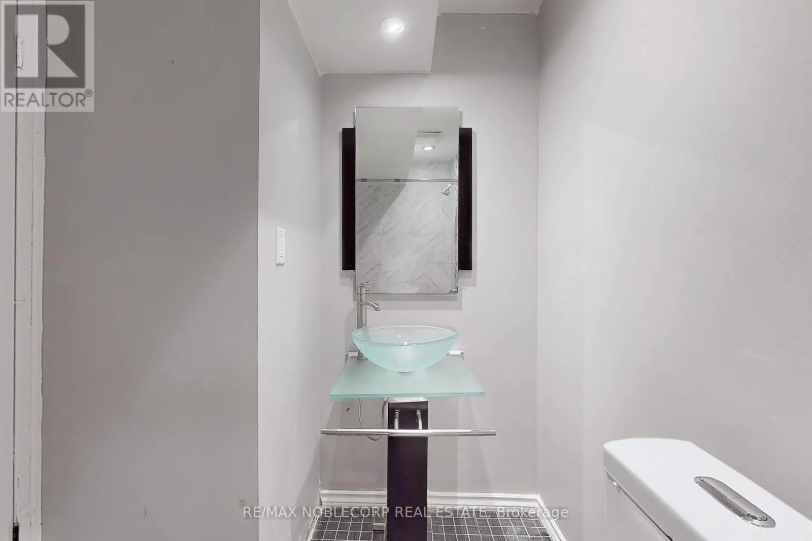 130 ROCKGARDEN TRAIL
