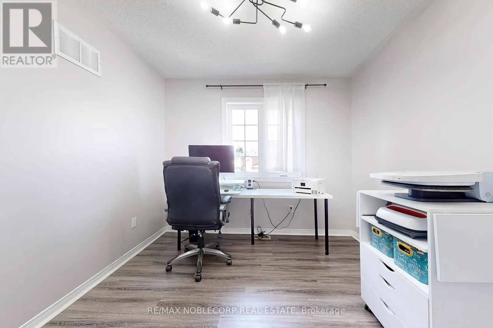 130 ROCKGARDEN TRAIL