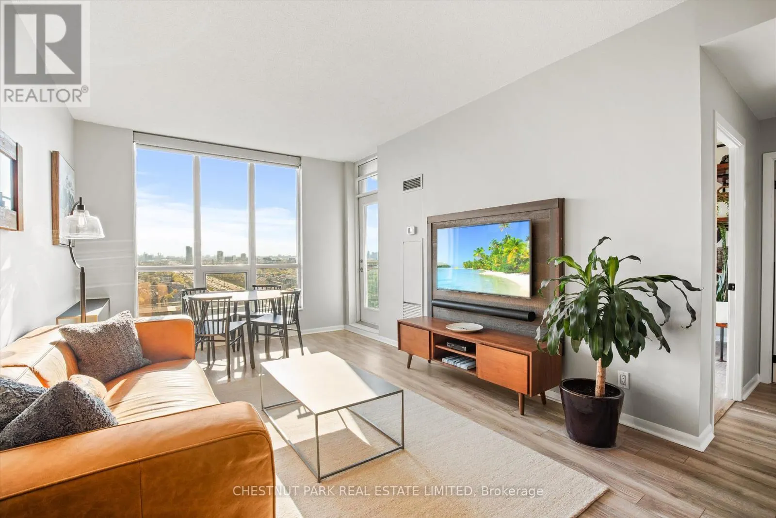 2216 - 185 LEGION ROAD N