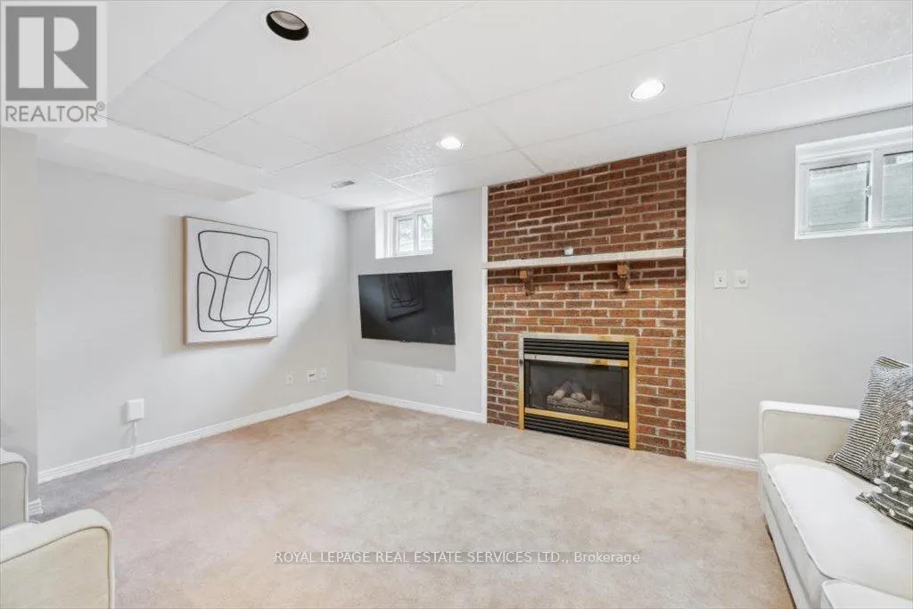 455 PARKLANE ROAD