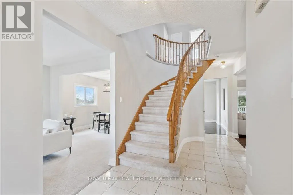 455 PARKLANE ROAD