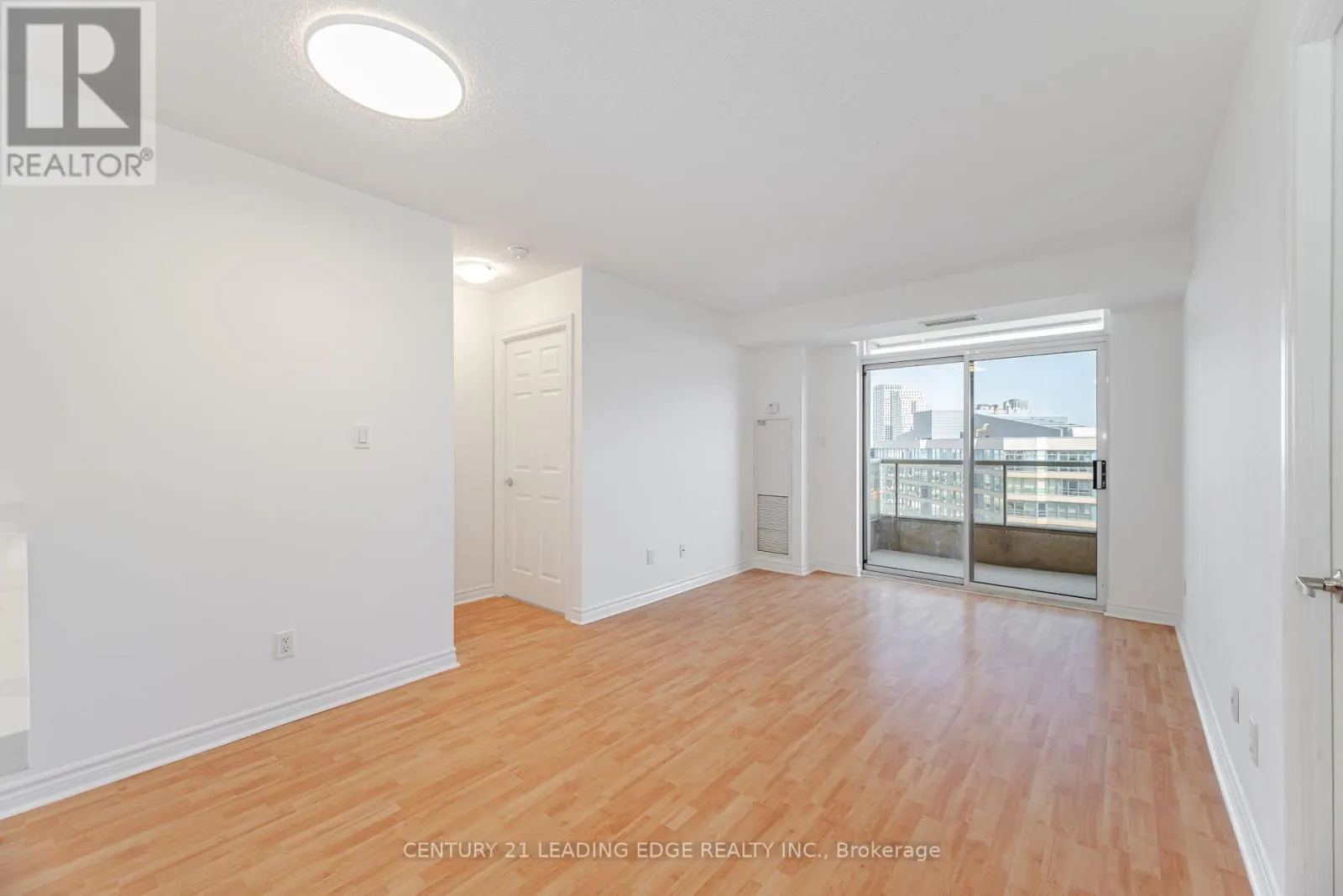 1609 - 3880 DUKE OF YORK BOULEVARD